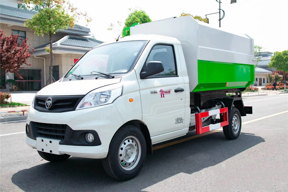 國(guó)六3方 藍(lán)牌福田祥菱 掛桶垃圾車(chē)